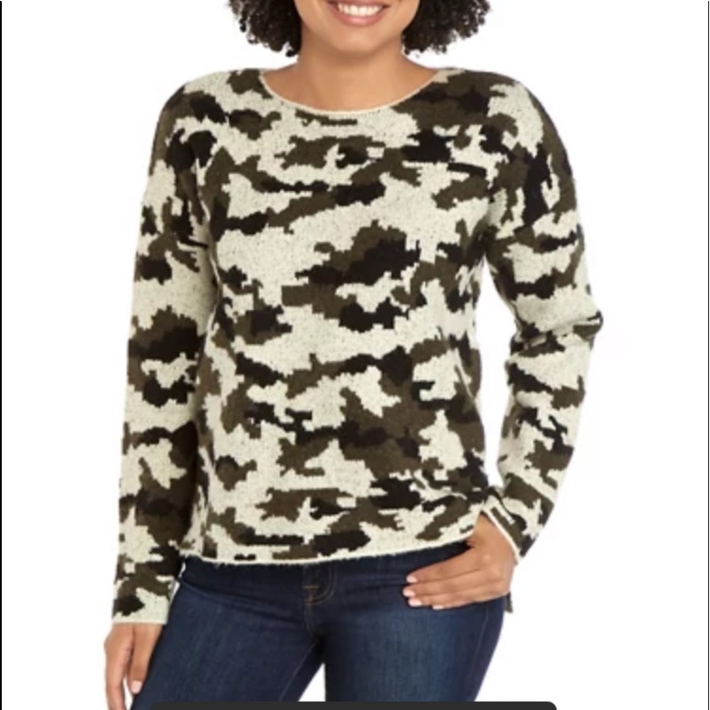 NWT Workshop Camouflage High Low Sweater Size XS